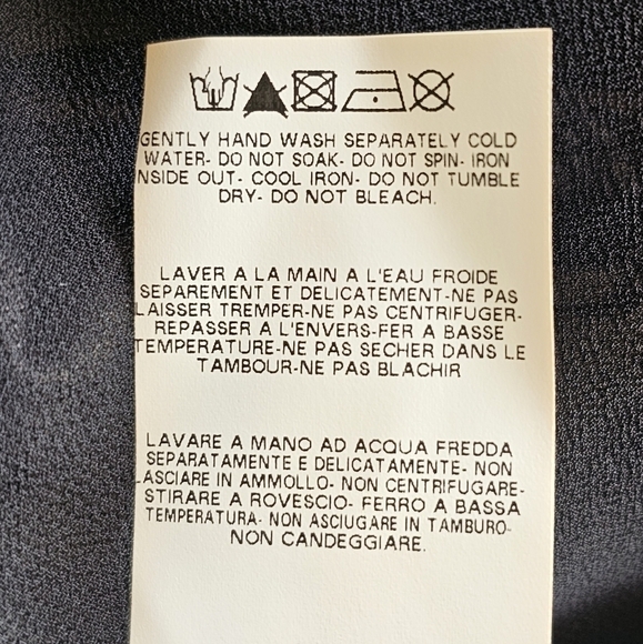 Save The Queen Flowy Viscose Black Floral Sheer Dolman Sleeve top Size Medium - Picture 16 of 16